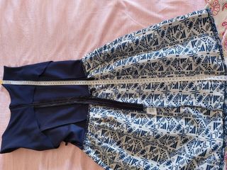 Vestito corto blu e bianco