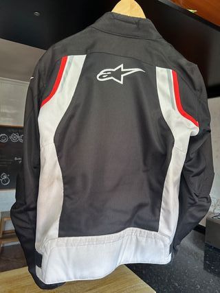 Chaqueta de moto Alpinestars ventilada de verano