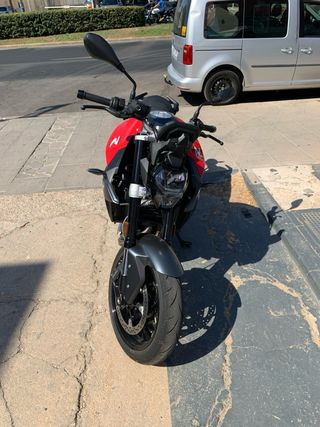 BMW F900R 2024 . Full Equip. Garantia y Mtto. 2026