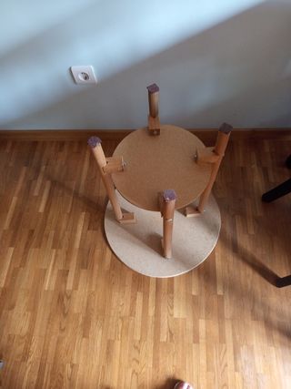 Mesa camilla redonda de corcho y madera