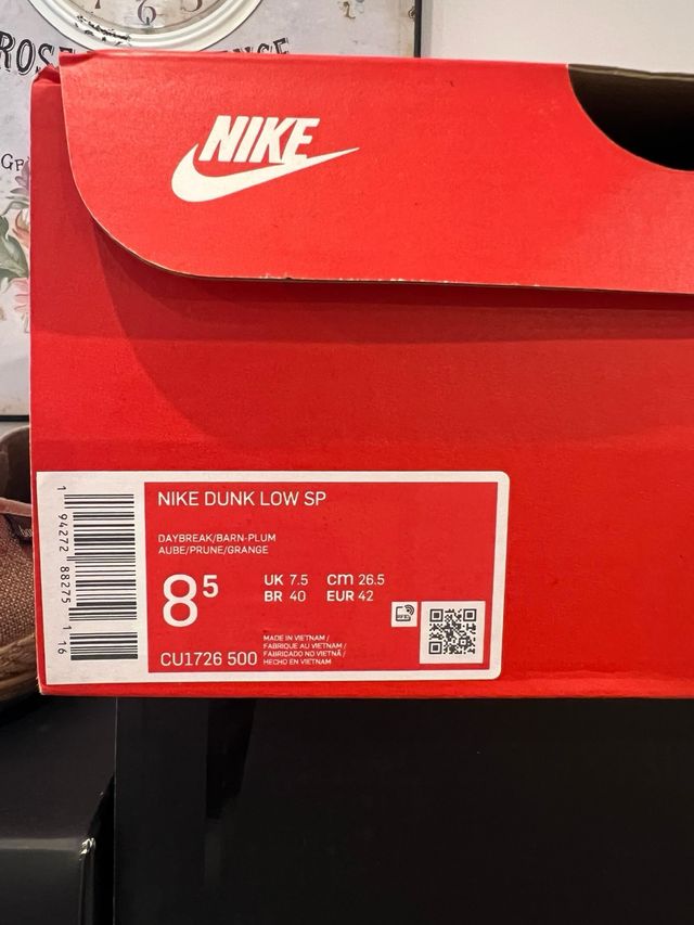 Nike Dunk Low SP - 42 - Morado/Rojo