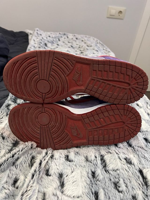 Nike Dunk Low SP - 42 - Morado/Rojo