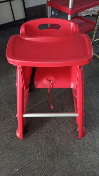 Trona roja bebé