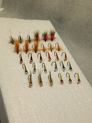 Moscas secas,ninfas y perdigones sin muerte.