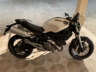 Ducati Monster 696 A2
