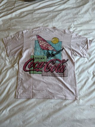 Camiseta rosa CocaCola de Pull & Bear