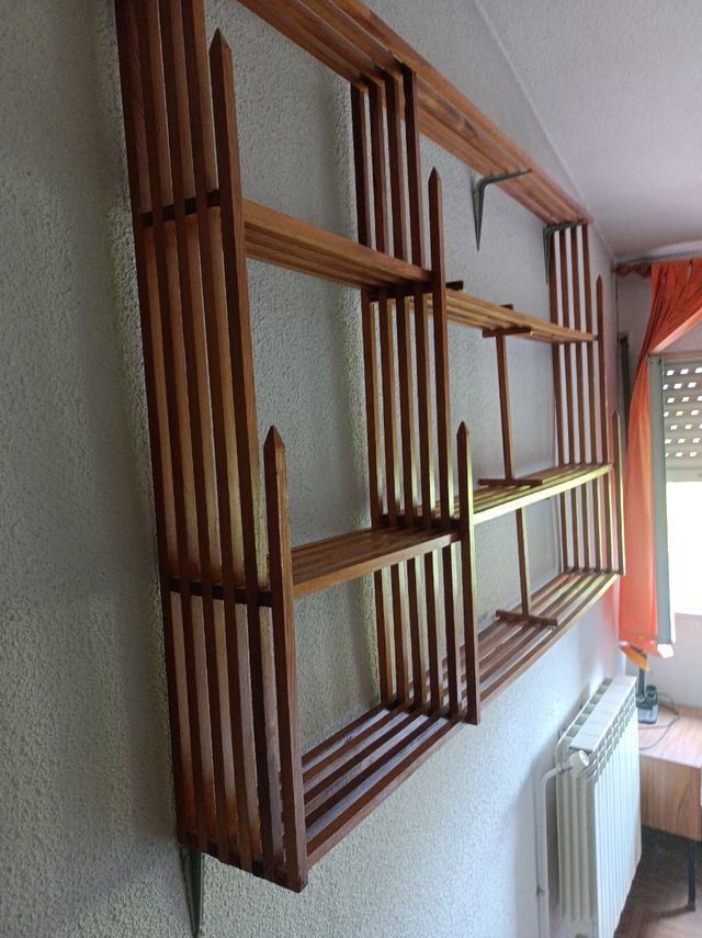 Estantería madera vintage