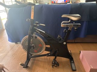 Bicicleta estática Vital Gym K9.5C