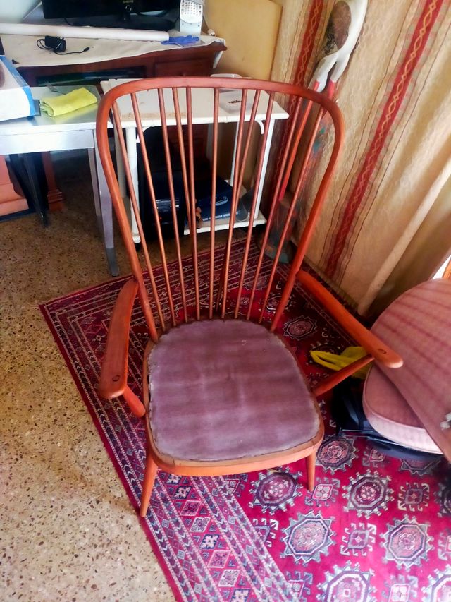 Sillón Windsor madera y tela