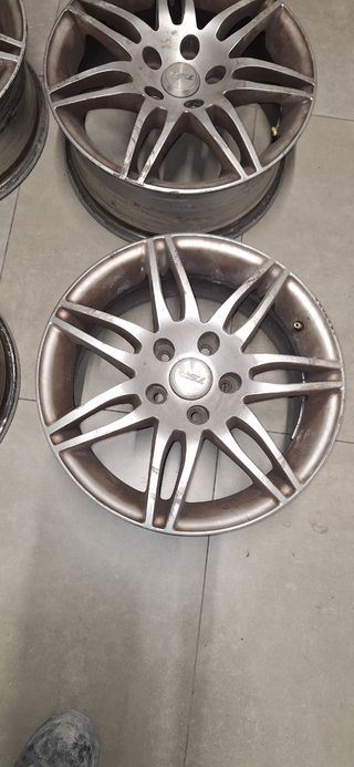 4 Llantas 16" usadas
