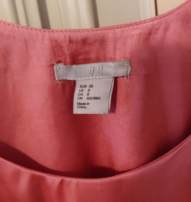 Blusa rosa satinada c/fiocco