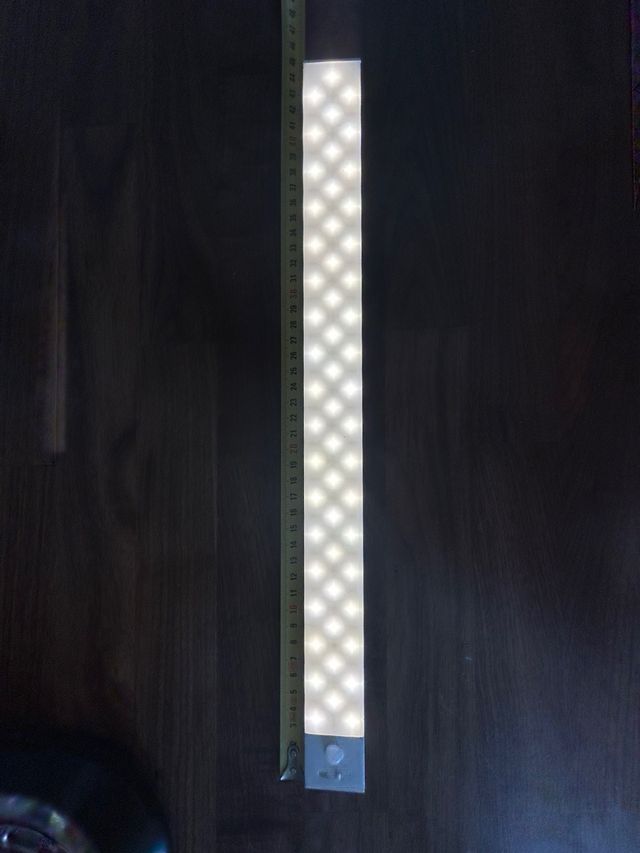 Barra LED calamitata 44cm con ricarica usb C