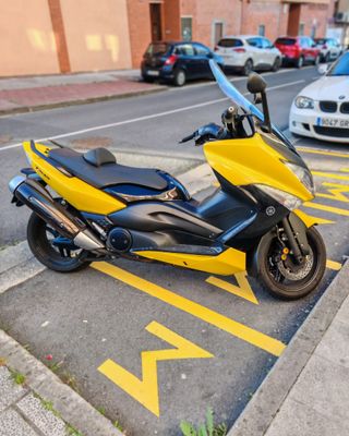 TMAX 500 