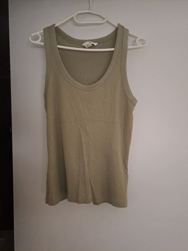 Top tirantes verde oliva mujer