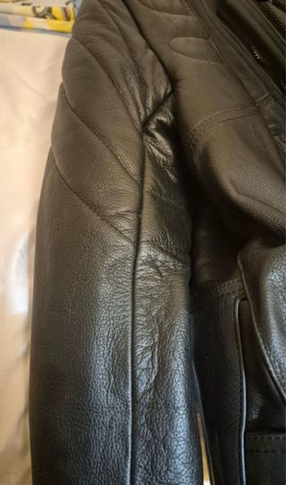 Traje moto piel: chaqueta y pantalón