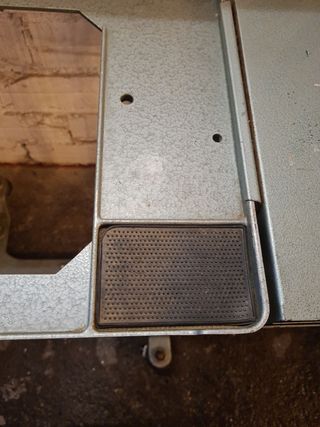 Mesa escritorio vintage metal gris Involca.