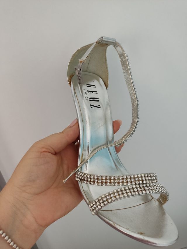 Sandalias GEMIZ plateadas talla 39