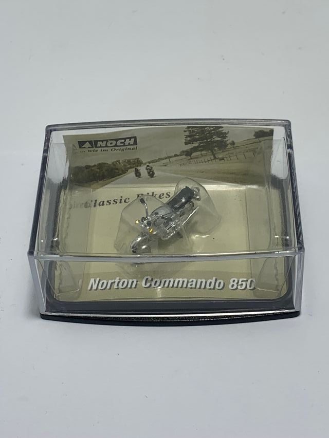 Norton Commando 850 Noch 1/87
