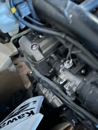 Kawasaki Z800 accidentada