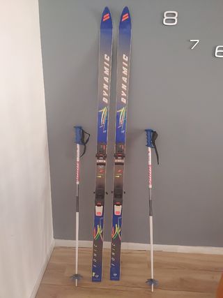 Esquís Dynamic VR + Bastones