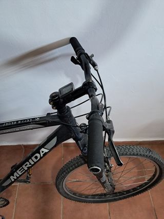 Bicicleta Mérida MTB
Tamaño medio-grande