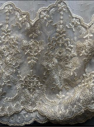 Tessuto pizzo beige