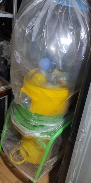 Máquina dispensadora de bolas