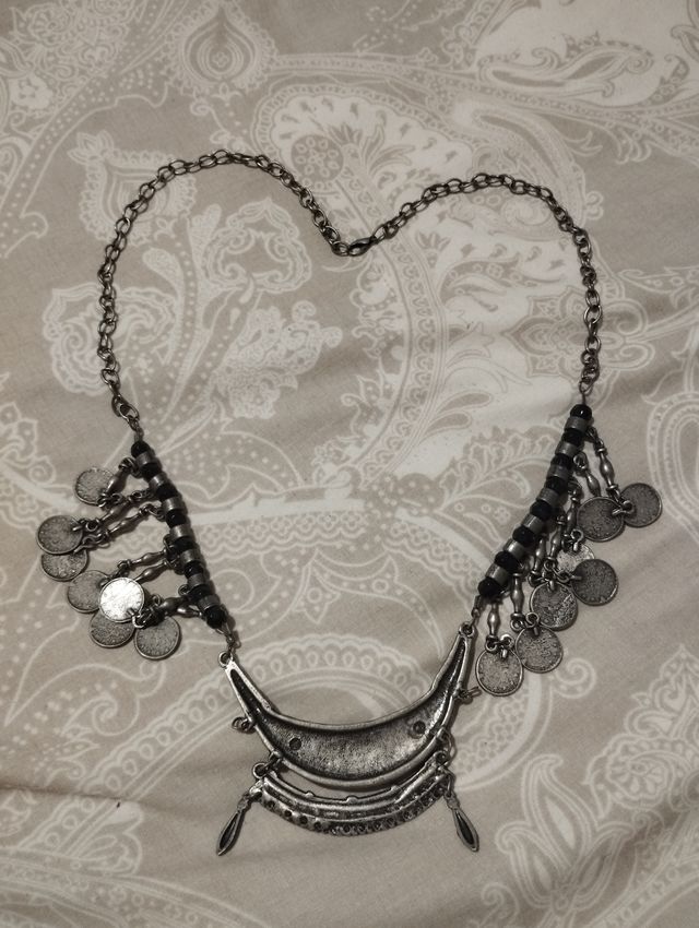 Collar fusión tribal monedas