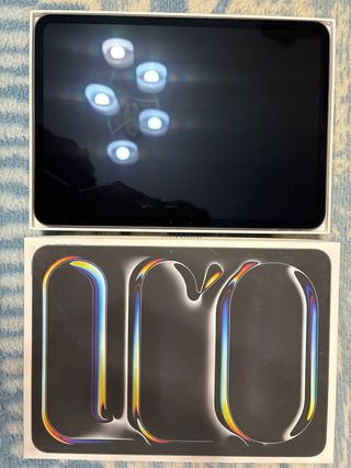 iPad Pro 11" M4 256GB Gris Espacial+funda+teclado