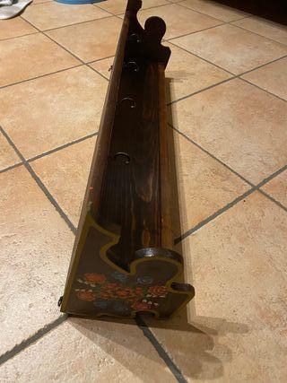 Appendiabiti in legno vintage - fiori rossi