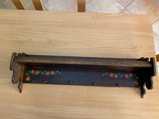 Appendiabiti in legno vintage - fiori rossi