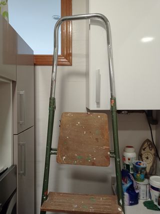 Escalera metálica 2m - Madera