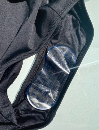 New Bañador negro con volantes Zara 