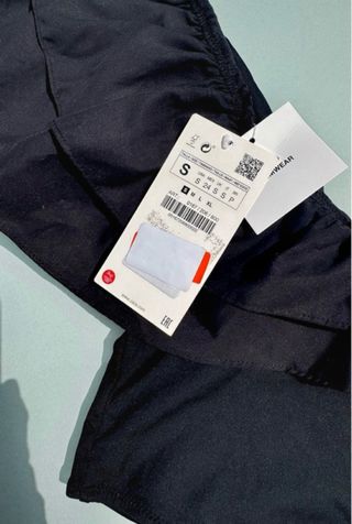 New Bañador negro con volantes Zara 
