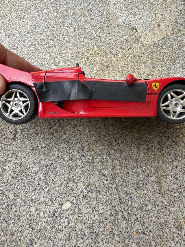 2 Miniaturas Ferrari F50