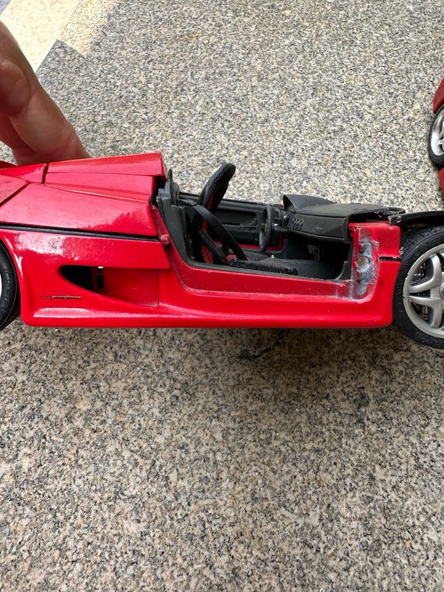 2 Miniaturas Ferrari F50