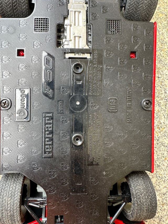 2 Miniaturas Ferrari F50