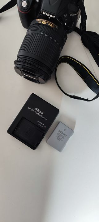 Nikon D5300 + Objetivo 18-140mm VR