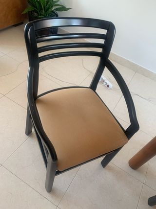 Mesa comedor + 6 sillas madera