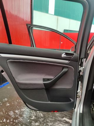 Volkswagen Golf 2005