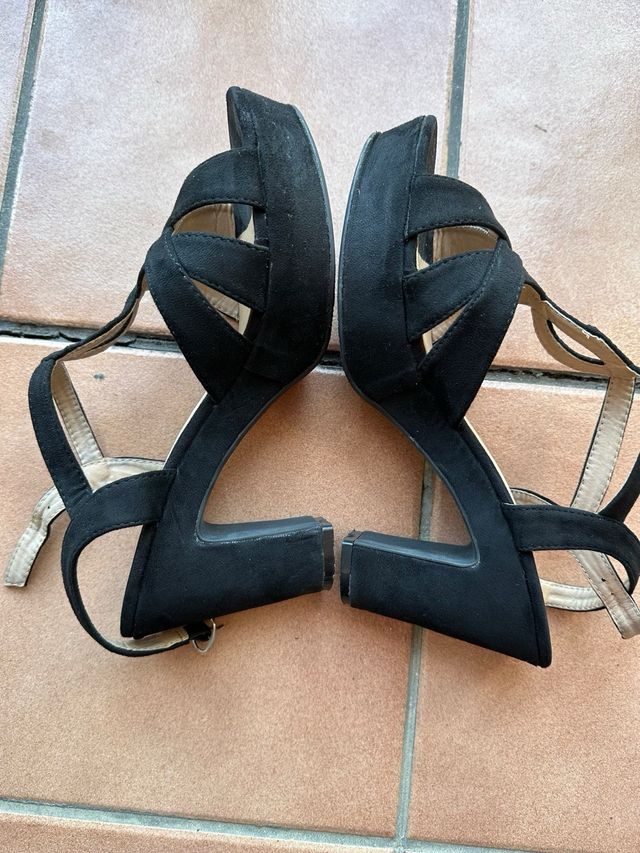 Sandalias tacón negras Armonias nº 41