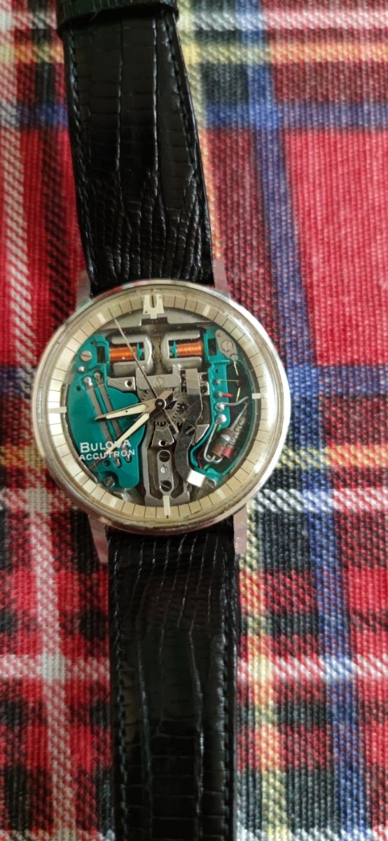 Bulova Accutron vintage