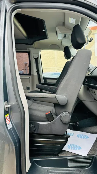Volkswagen Caravelle TDI Techo elevable 8 plazas