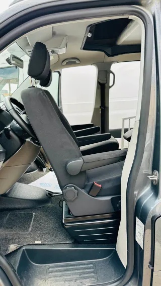 Volkswagen Caravelle TDI Techo elevable 8 plazas