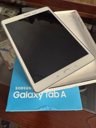 Samsung Galaxy Tab A blanca