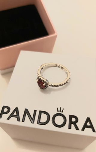 Anillo Pandora Corazón Rojo