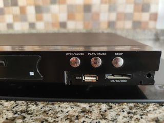 Reproductor DVD Goodwell - DivX - USB