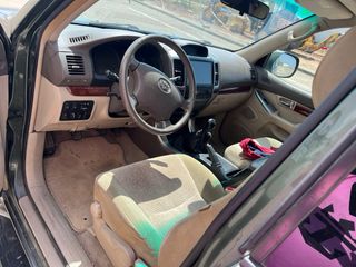 Toyota Land Cruiser 2005
