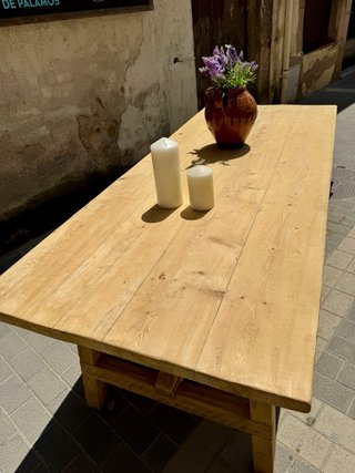Gran Mesa vintage de madera maciza.  tocinera