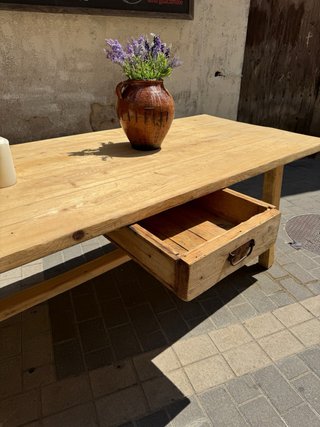 Gran Mesa vintage de madera maciza.  tocinera